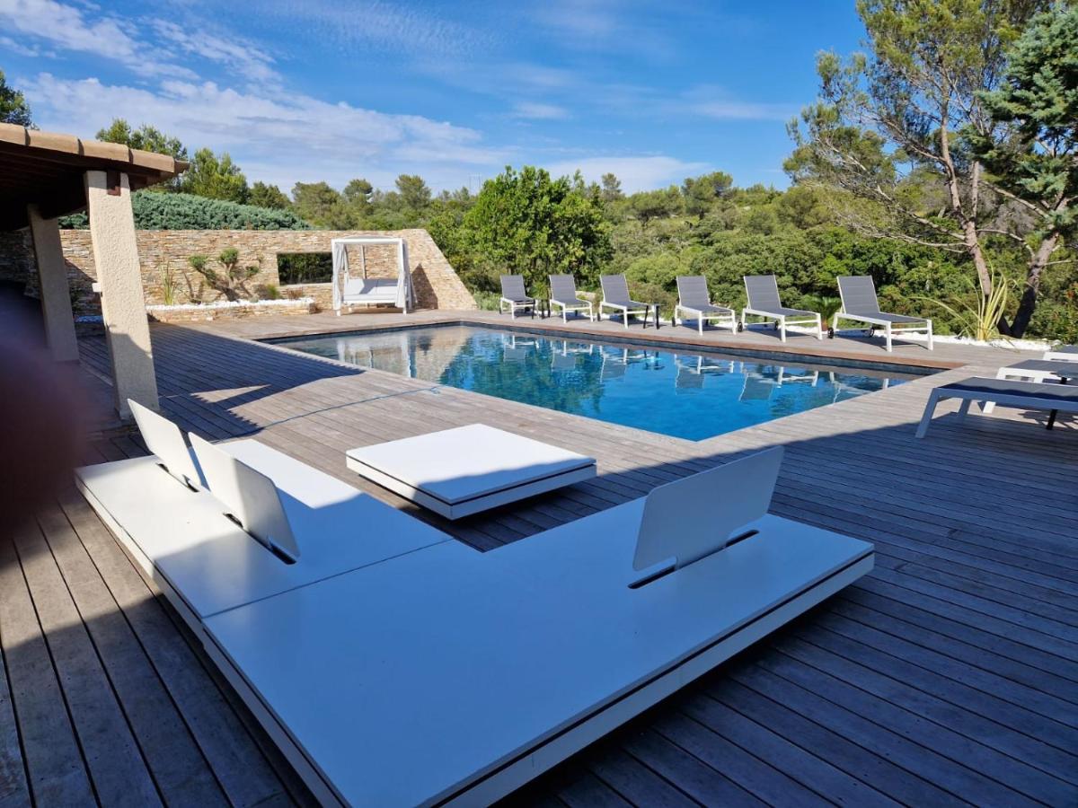 Magnifique Villa De Luxe Au Coeur De La Garrigue Nîmes Eksteriør bilde