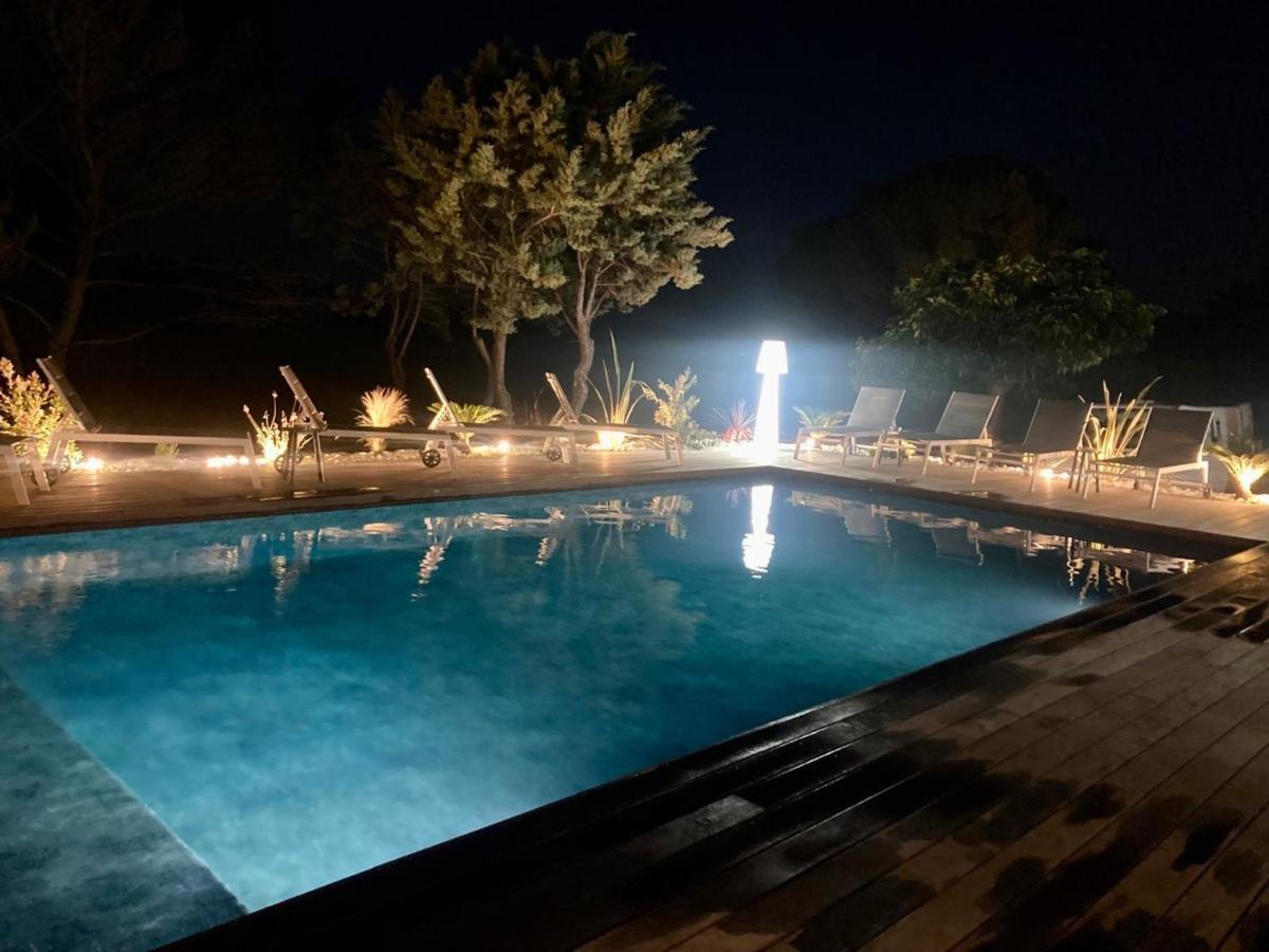 Magnifique Villa De Luxe Au Coeur De La Garrigue Nîmes Eksteriør bilde