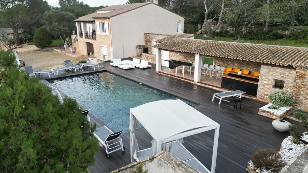 Magnifique Villa De Luxe Au Coeur De La Garrigue Nîmes Eksteriør bilde